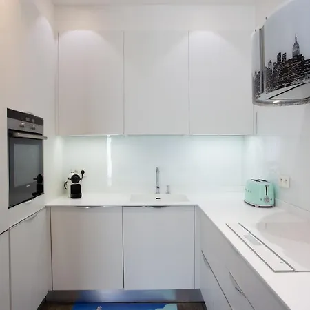 Apartment Luxurious 2 Bedrooms Apartment, 30 Meter From Nice